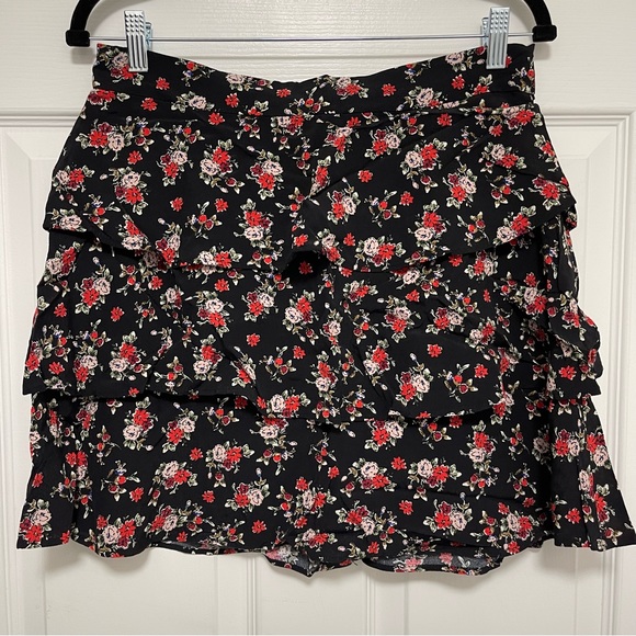 NWT ZARA Tiered Floral Skirt - Picture 6 of 7